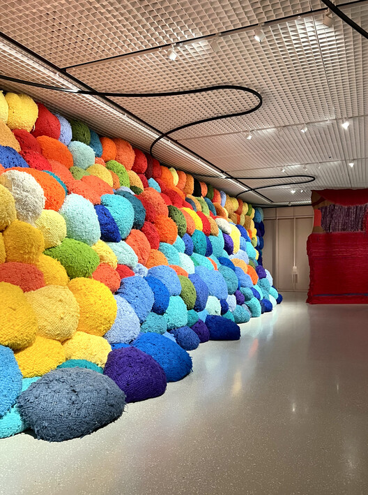 挪威新国家博物馆“Pillars”展览空间设计丨2050+-14