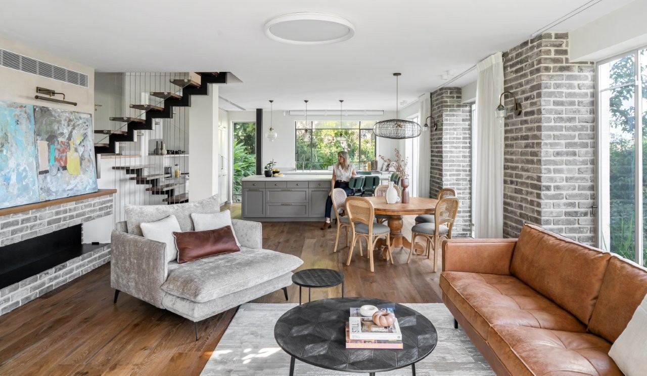 A Home that Honors the Past While Moving into the Tuture-1