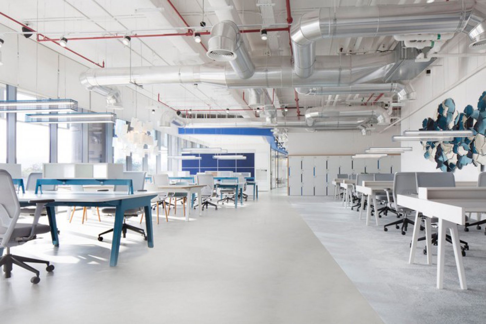 埃德尔曼·阿布扎比办事处-13