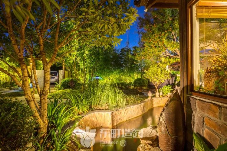 花园景观灯选择与搭配技巧，点亮你的梦想花园-38