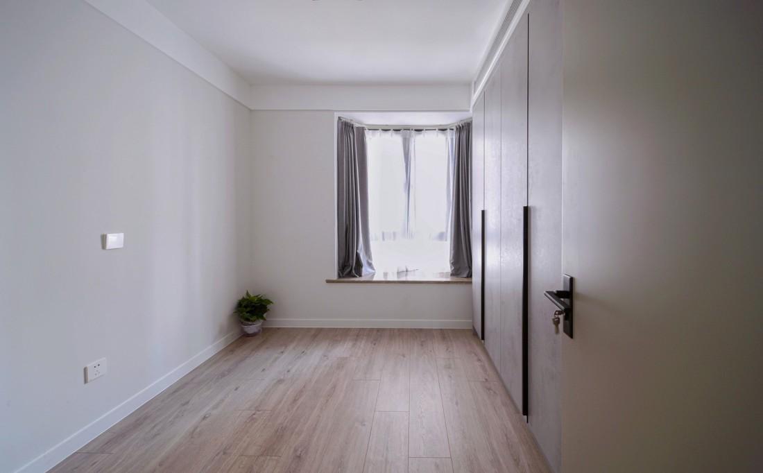 现代简约三居室 原木风格温馨家居设计-44