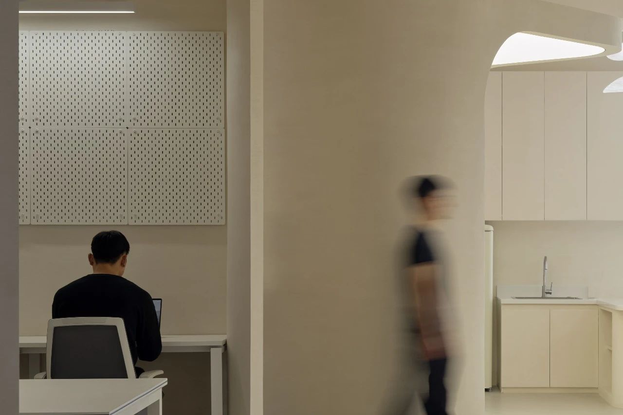 视丘道办公空间设计丨中国北京丨里外工作室-28