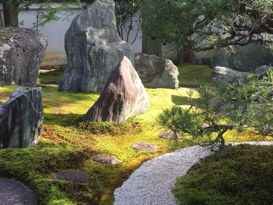 重森三铃的现代枯山水美学-110