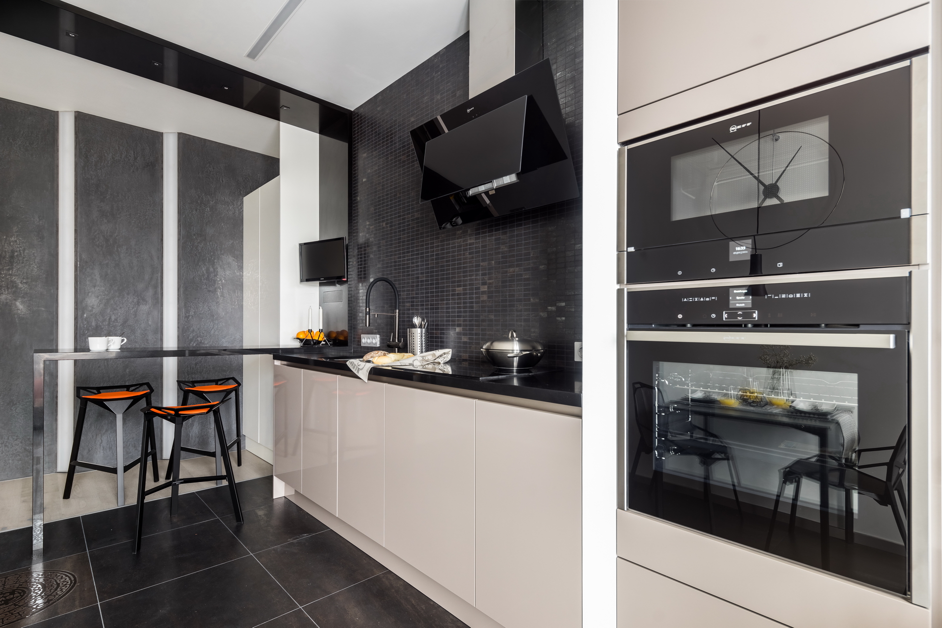 Квартира на Обводном-14