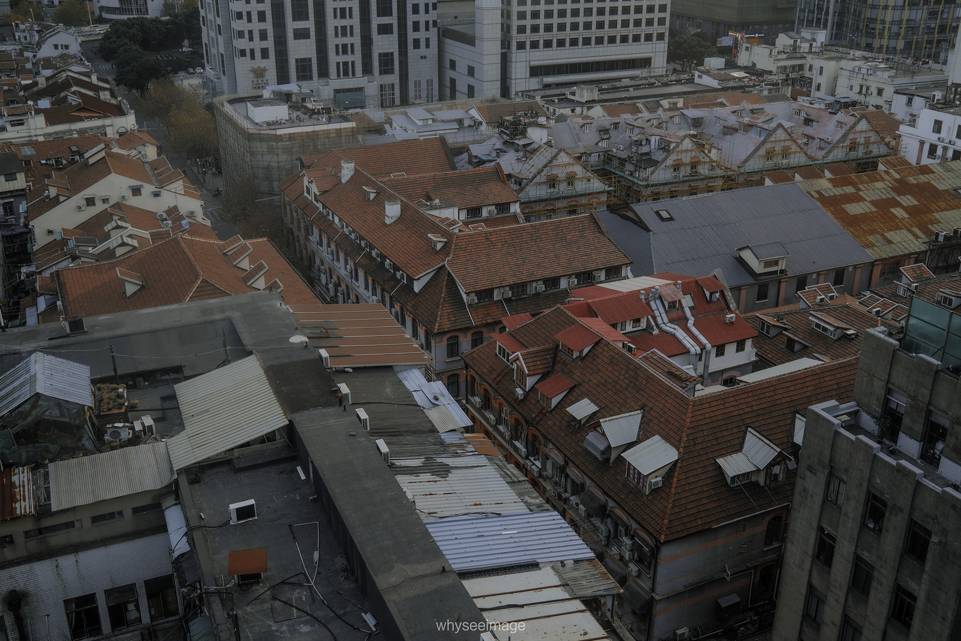 在被框选的画面之外 · 不如回到街头丨中国上海丨whyseeimage-58