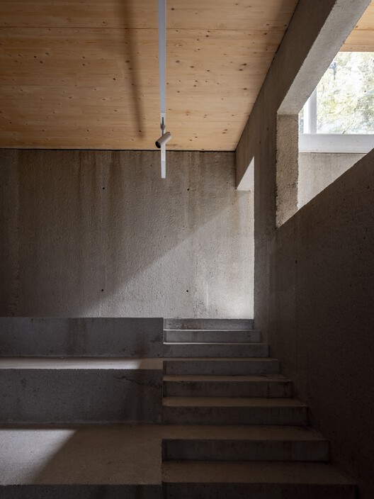 西班牙维戈大学总部丨Abalo Alonso Arquitectos-22