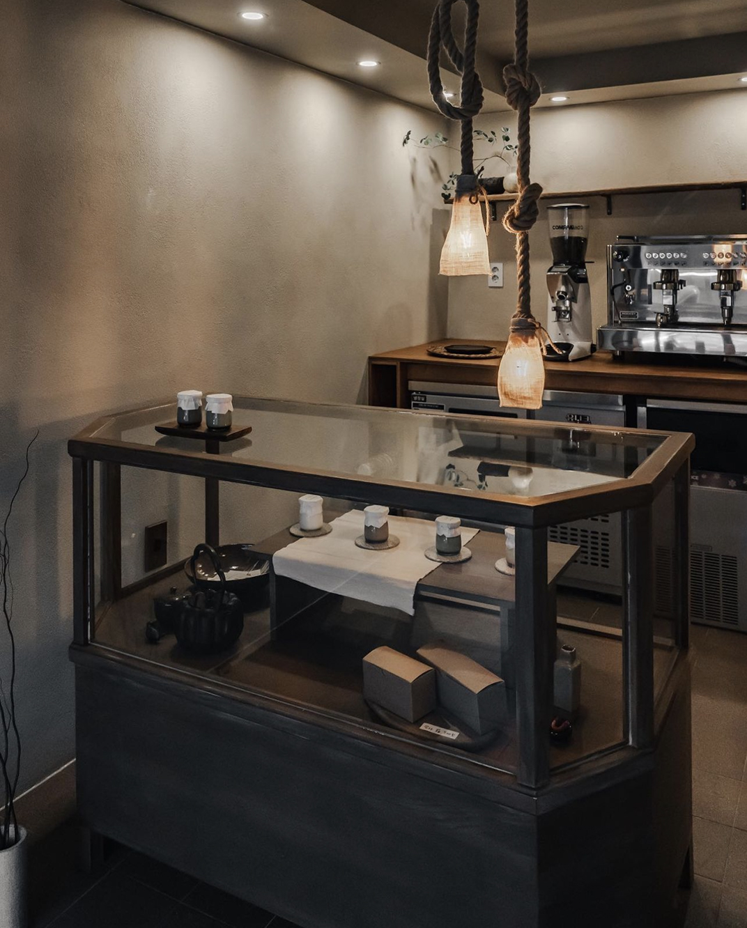 可爱的布丁专卖店，韩国，首尔 - 甜品店 - 餐厅LOGO-VI空间设计-全球餐饮研究所-14