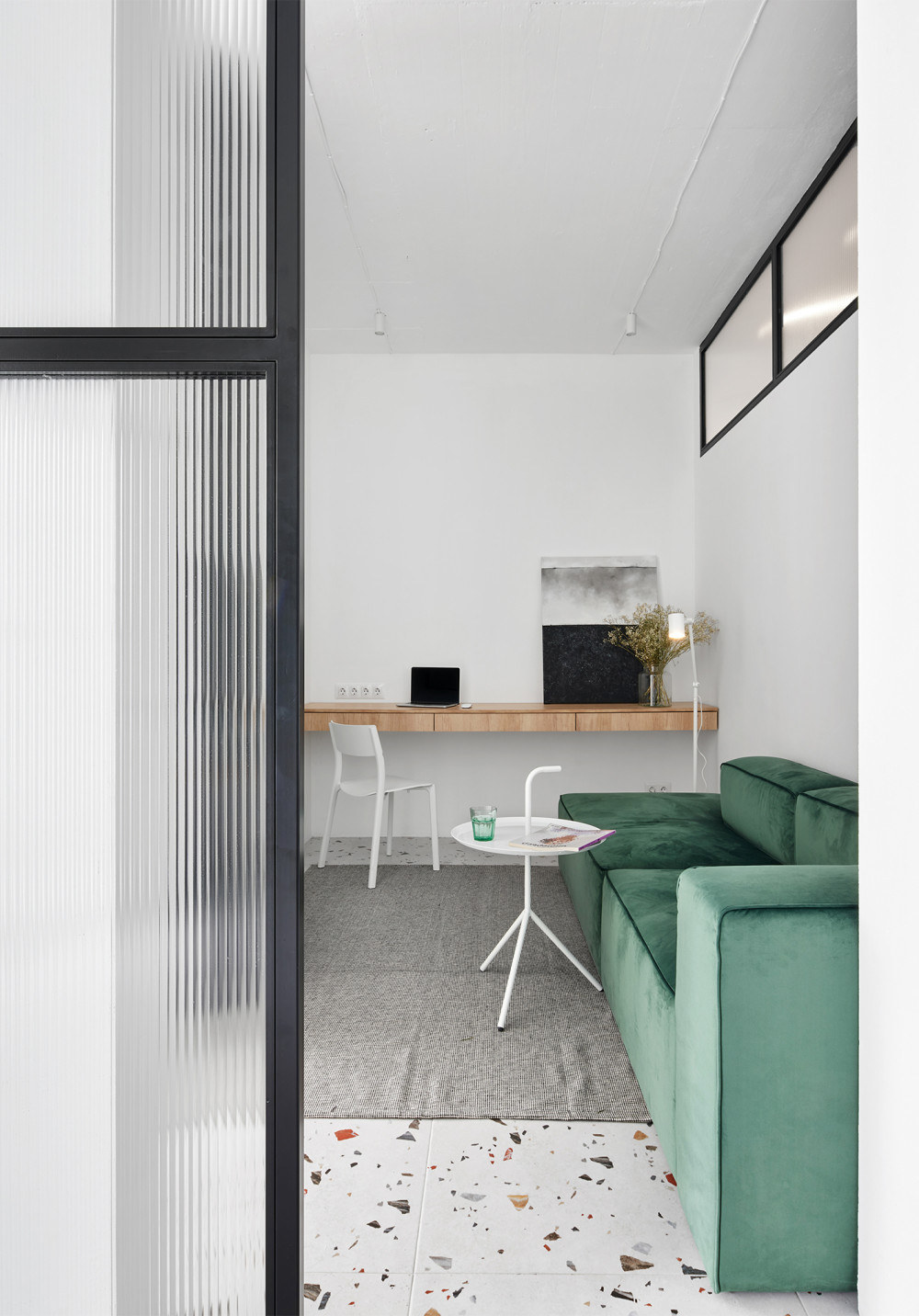 47 平米简约美观公寓设计丨俄罗斯加里宁格勒丨Line Design Studio-14