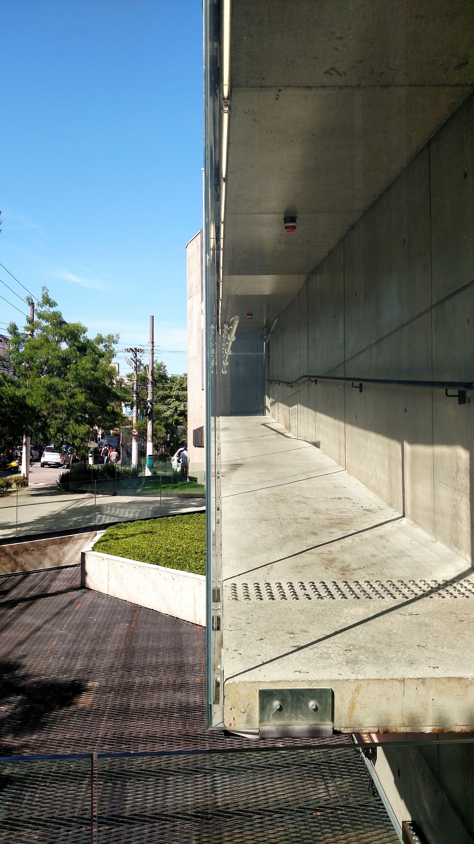 Porto Seguro Cultural Center / Yuri Vital-55