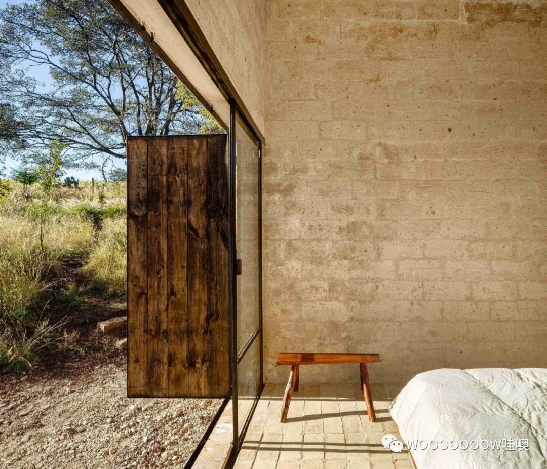 墨西哥 Alculco 度假屋,简约与自然共生-12