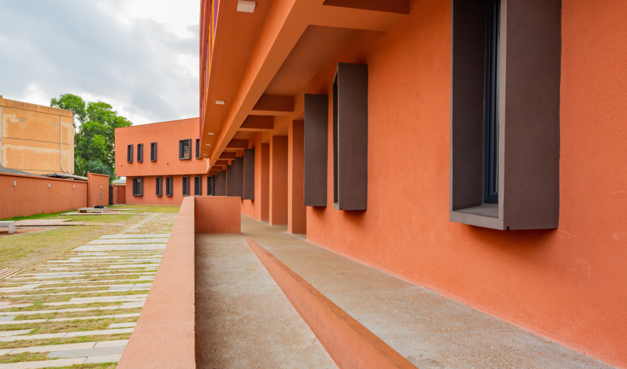 贝宁 SÈMÈONE 中心丨COBLOC Architecture-15