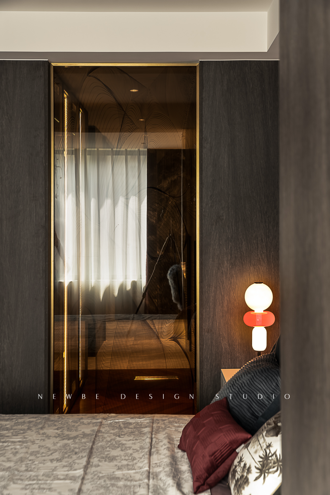 现代轻奢复式住宅丨陈丽娟,江怡君-45