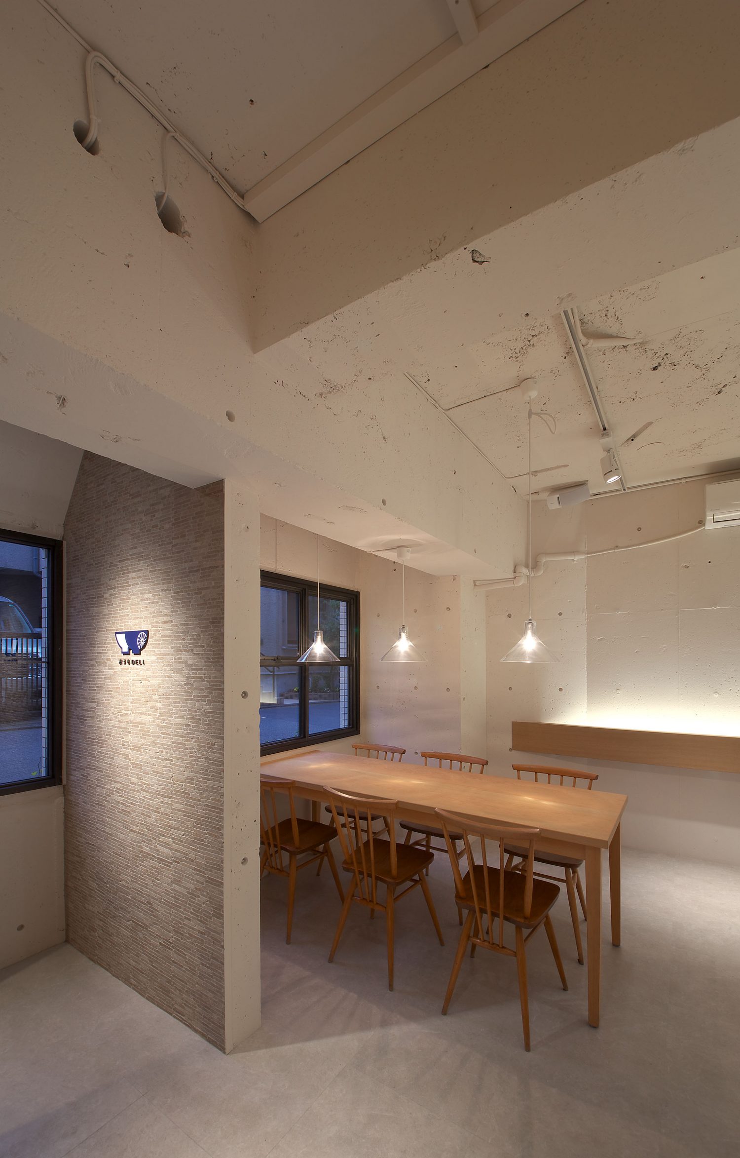 居家熟食店·体现设计丨日本东京丨岩本 勝也＋エンバディデザイン-11