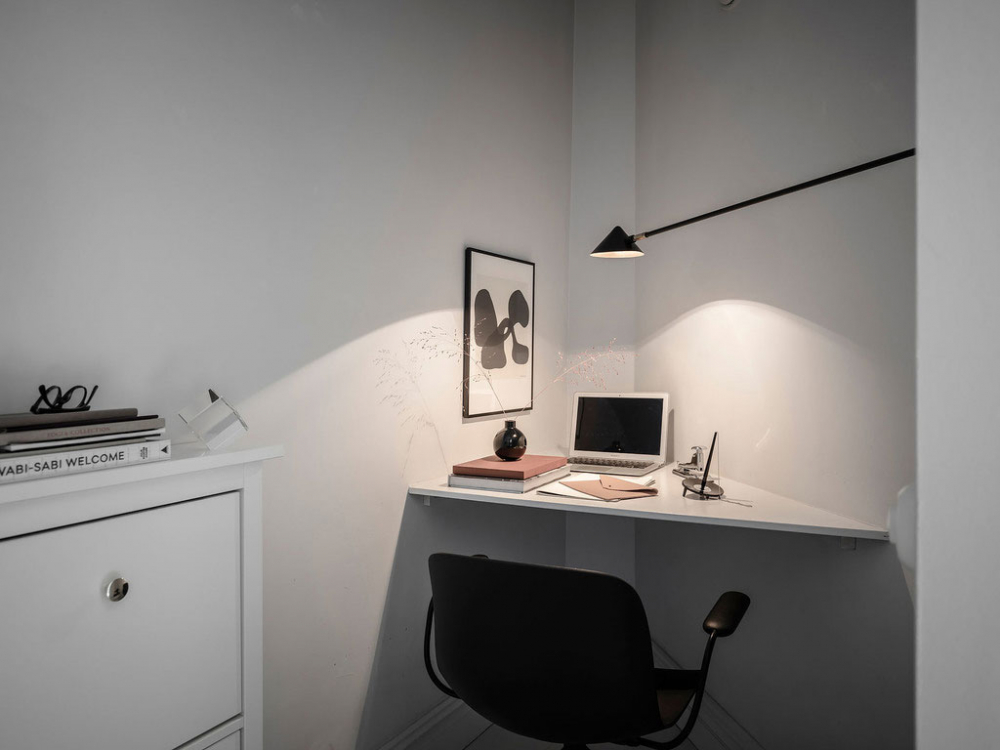 Gothenburg 魅力白公寓，女性化温馨设计-20