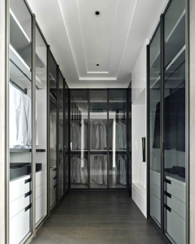 深圳湾 Hong Kong Kelly Hoppen