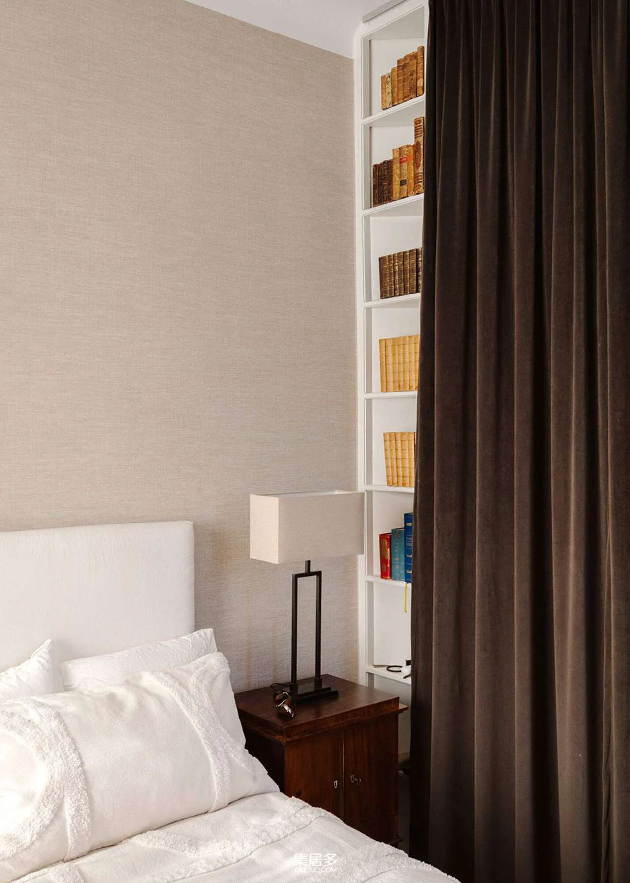 创意四溢的白色斯堪的纳维亚公寓丨瑞典斯德哥尔摩-20