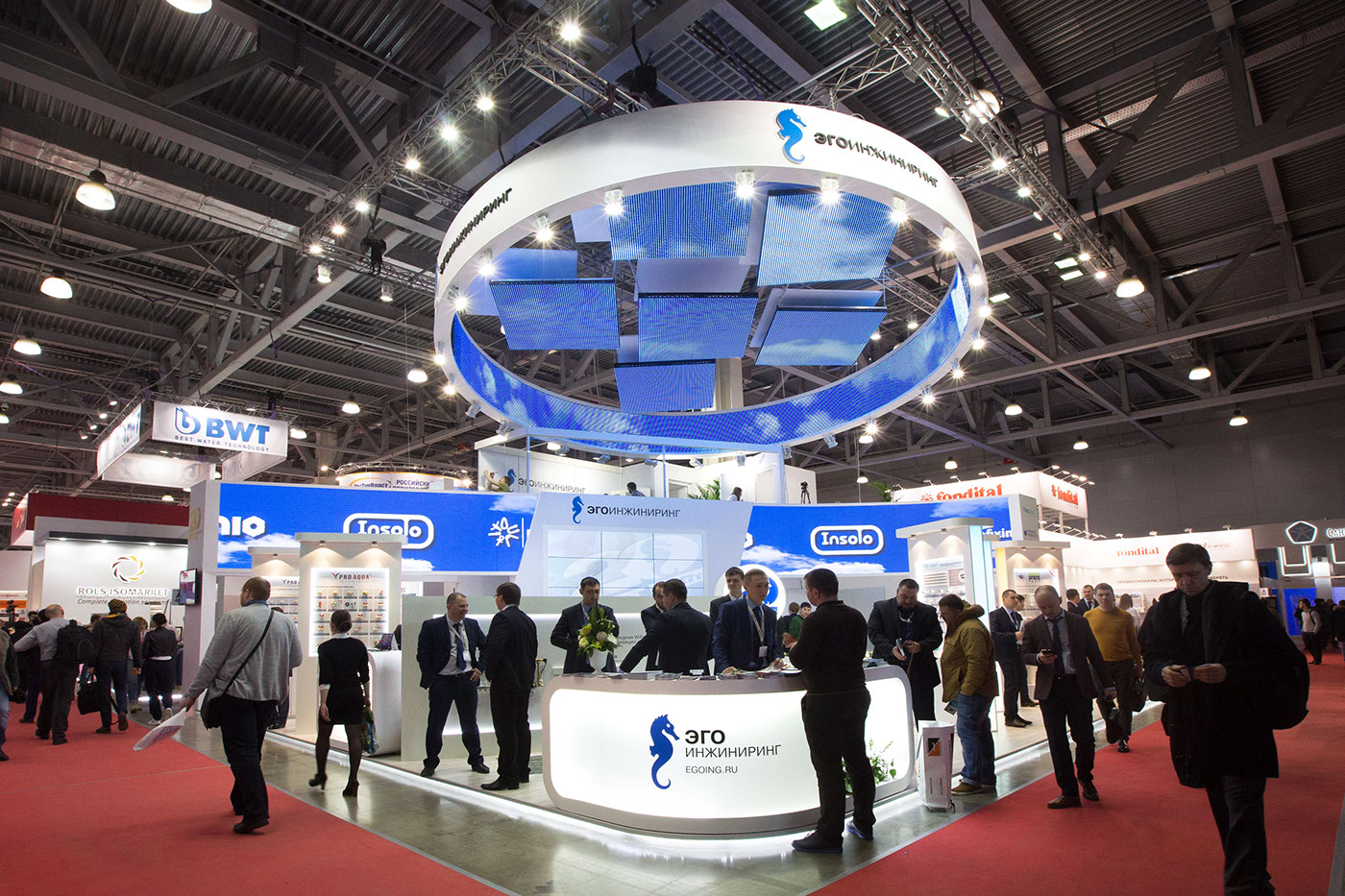 四元素和谐展台设计-8