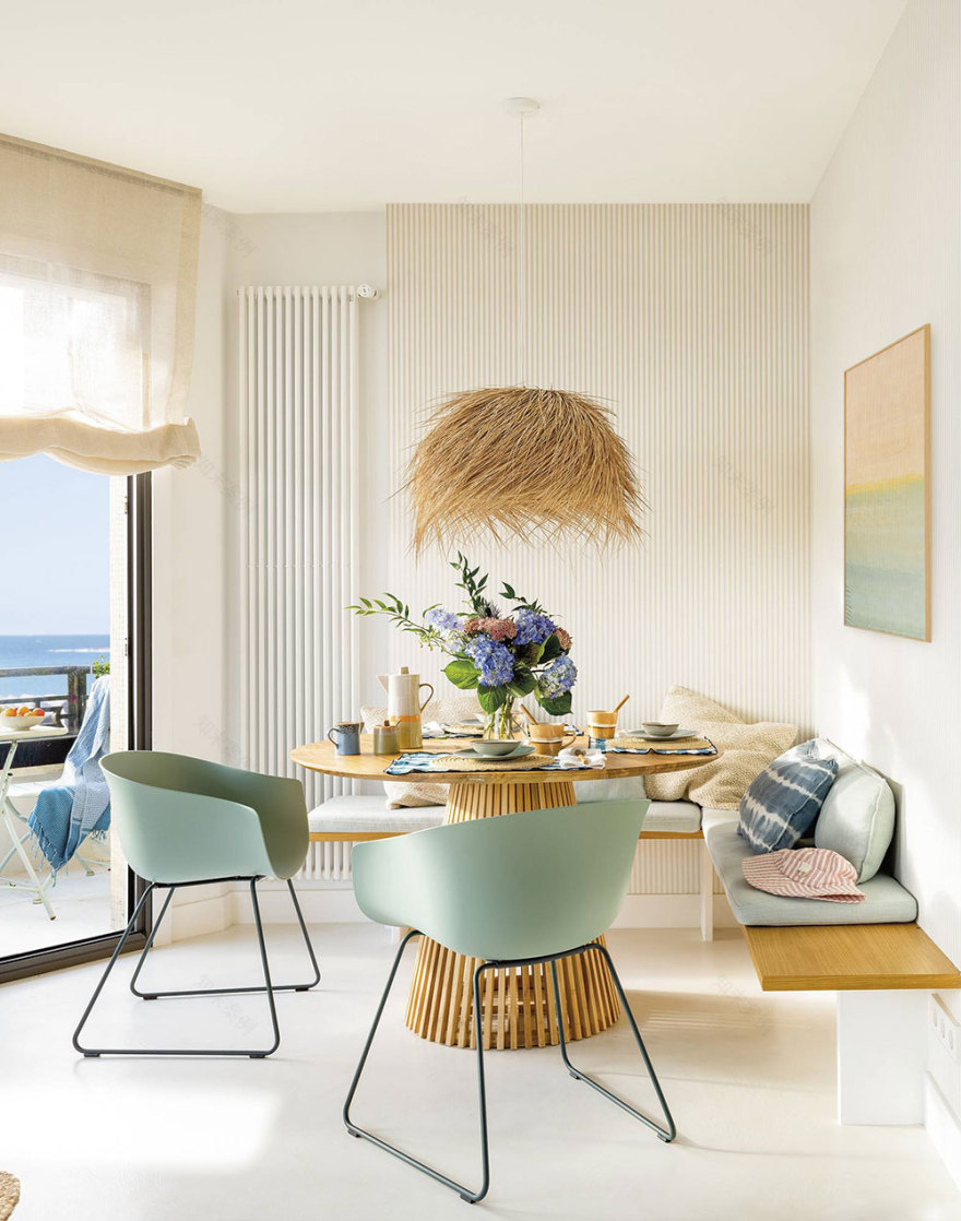 西班牙北部海岸的混凝土美感公寓-8