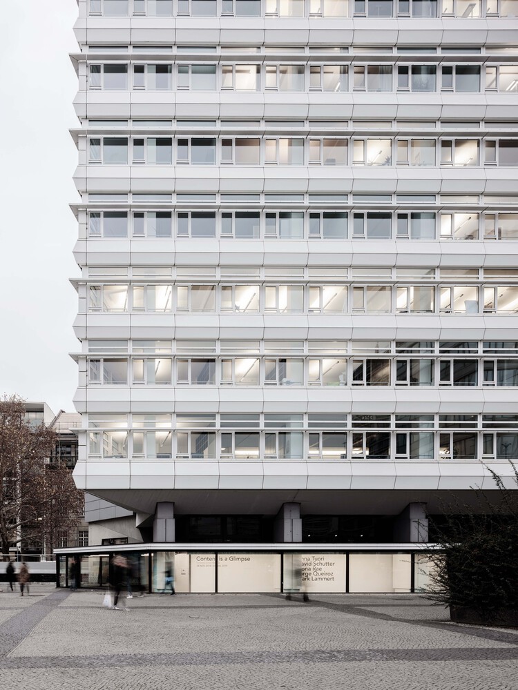 柏林 IBM 旧址变身当代艺术展厅-23