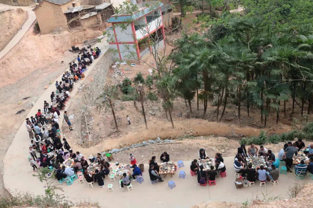 雾中苏红 | 自然、情感与时间的交融-42