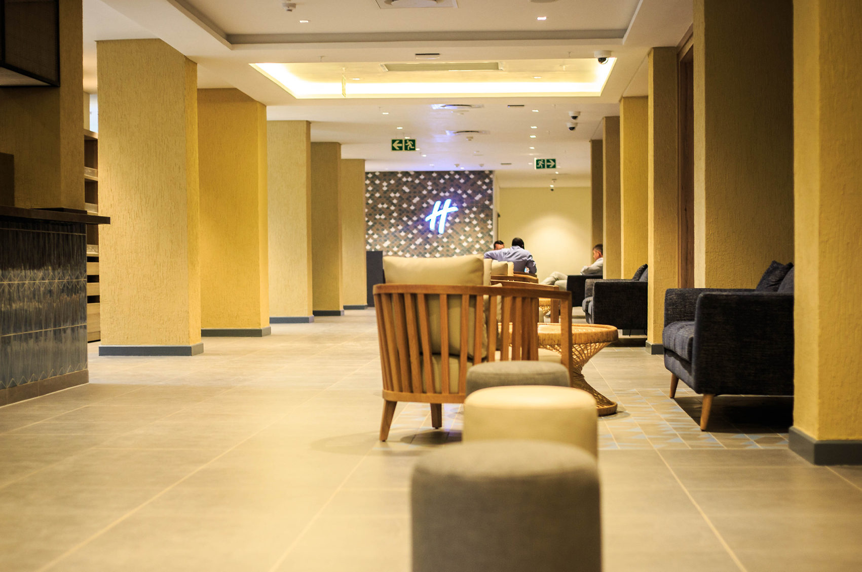 
						jQuery(document).ready(function() {
							jQuery("a[rel^='prettyPhoto']").prettyPhoto({
								social_tools : false,
								show_title : false
							});
						});
					-1