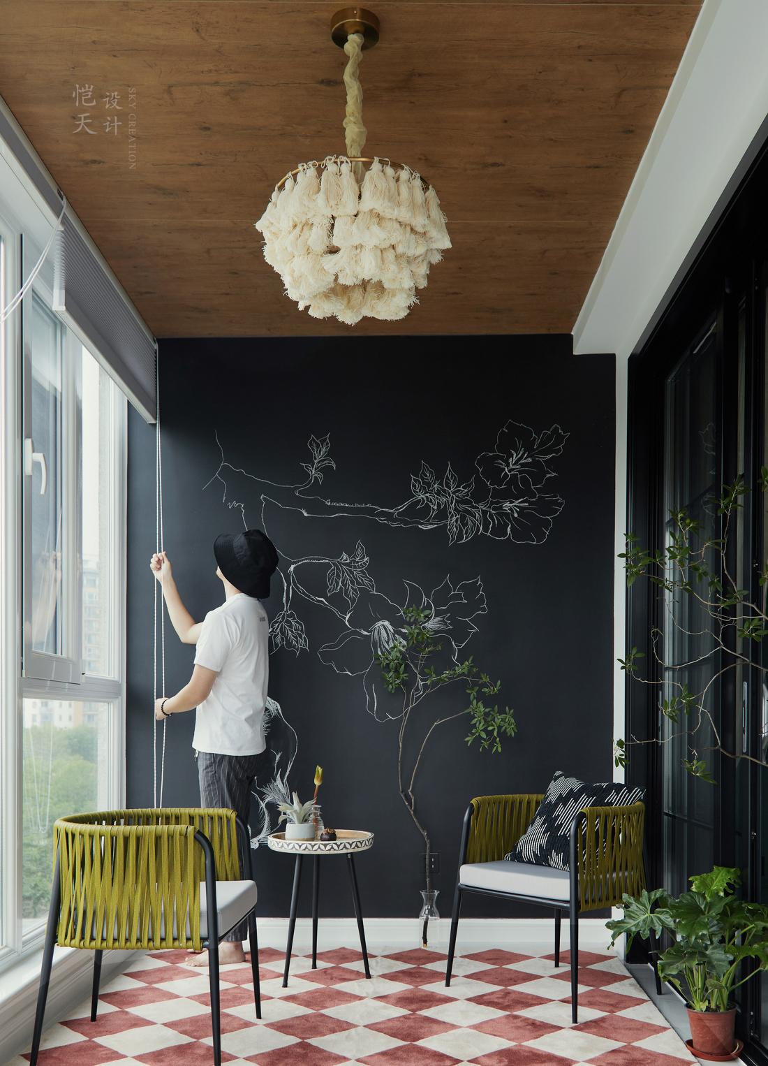 复古墨绿下的秘密乐园-16