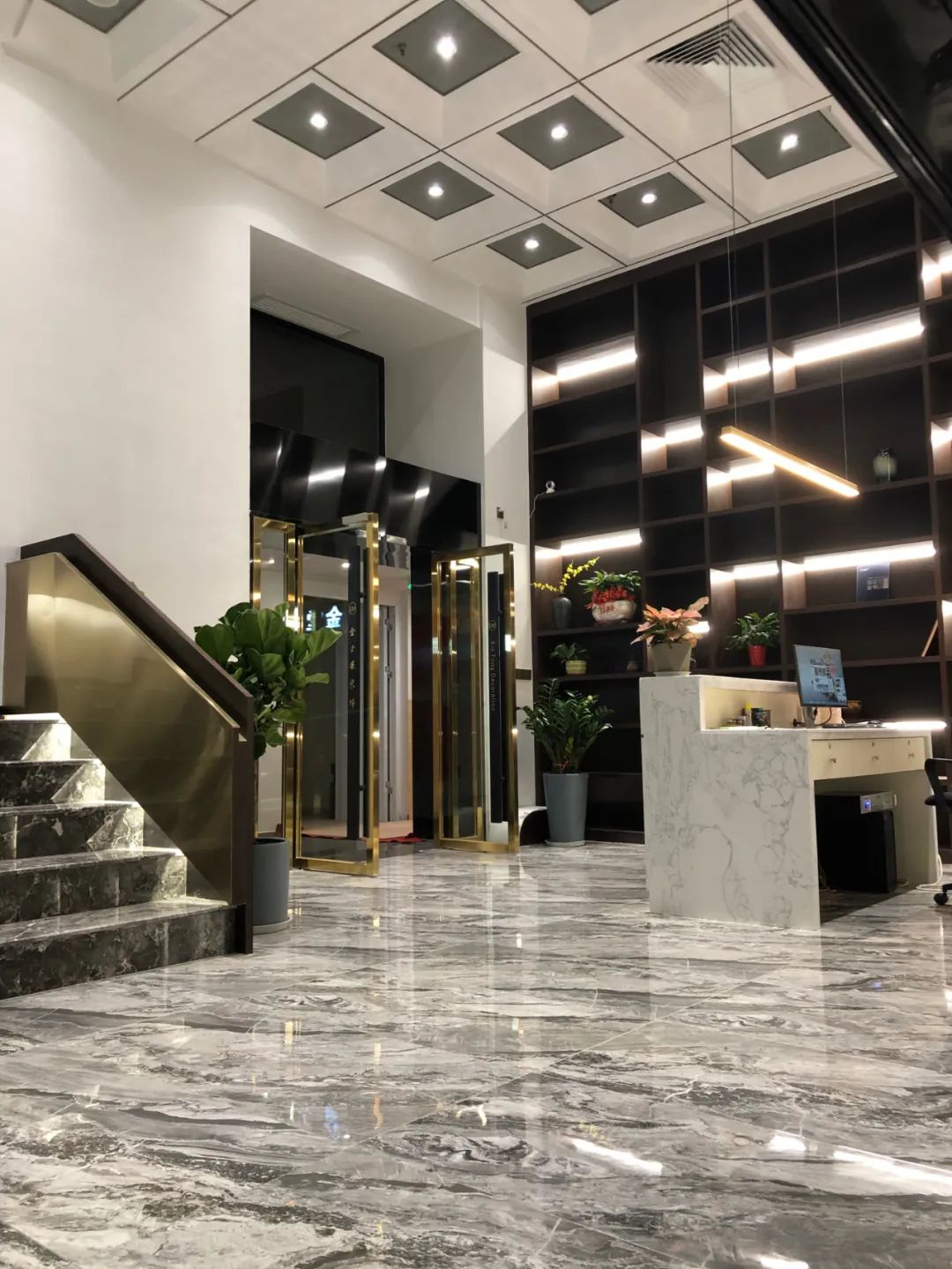 轻奢黑金KTg Design办公室-28