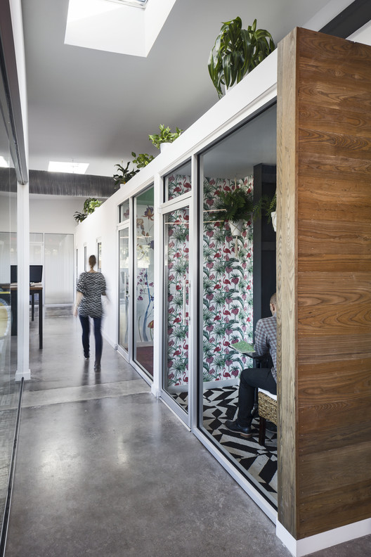 奥斯汀创意办公空间 | 旧仓库的绿色新生-15