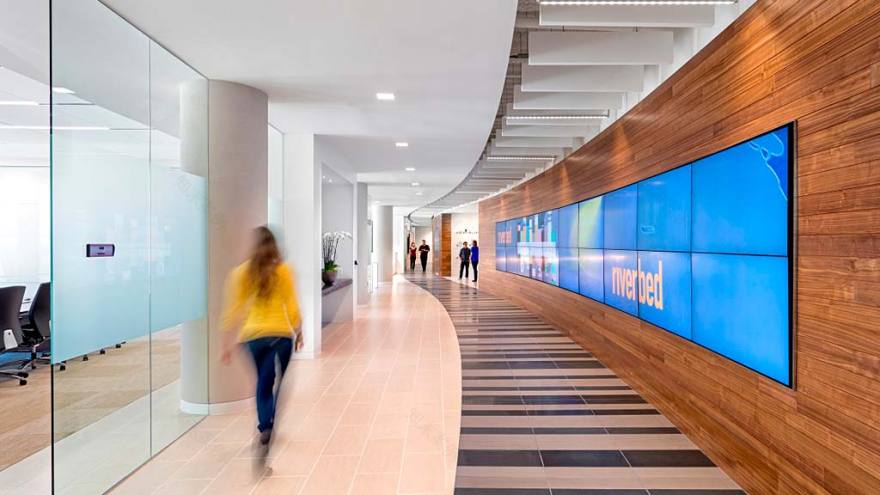 Gensler 打造 Riverbed 科技办公室 | 自然元素与科技的和谐共生-3