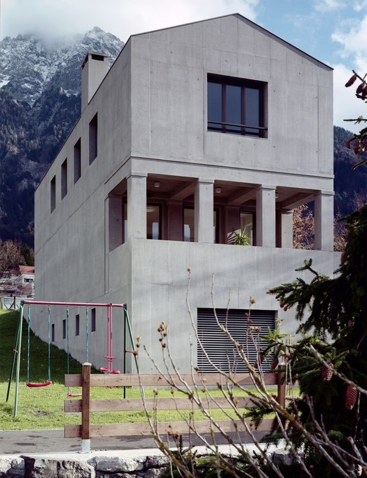 瓦杜兹混凝土住宅-2