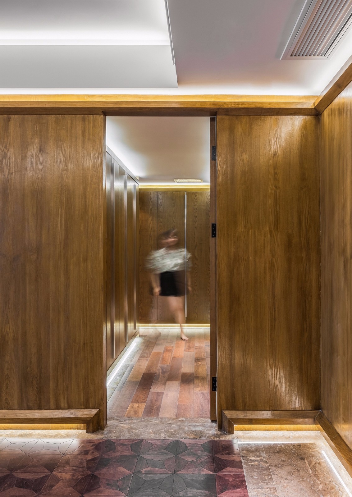 一半光一半影 | 孟令凯设计的五居室空间-19