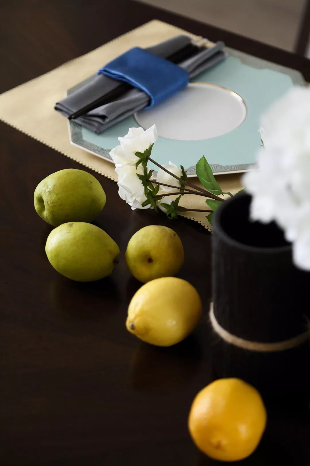 胡克诚 | 融合中式的端庄与简美的时尚,打造自在空间-13