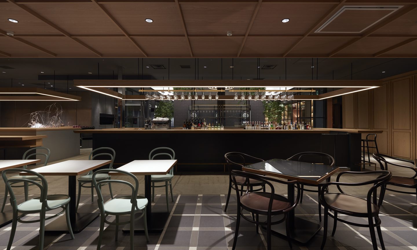 CHECK ROOM SERVICE  Suppose Design-0