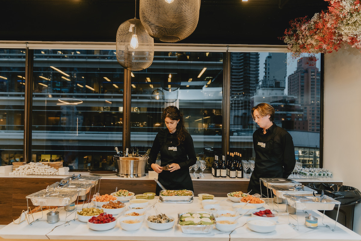 Eye On Design And Antiques Luxury Boutique And Showroom Opens In Tetbury, England --1