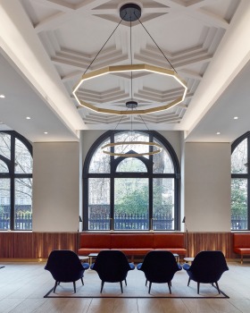 伦敦金融城 Park House 翻新 打造独特 coffered 天花板