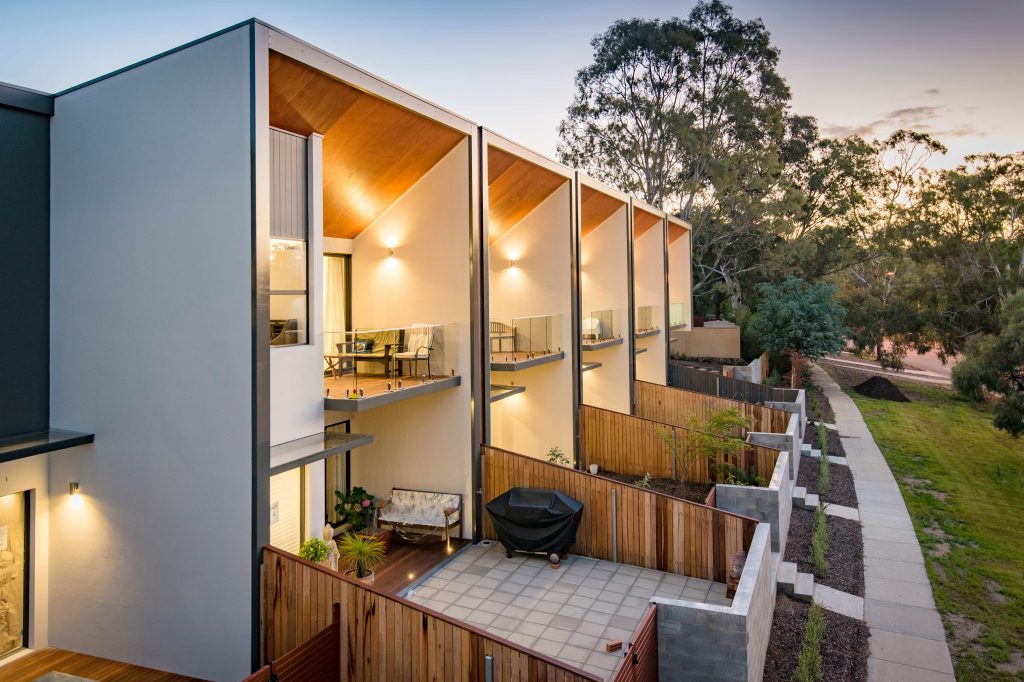 提升；提高；举起；使升高丨DNA Architects-6