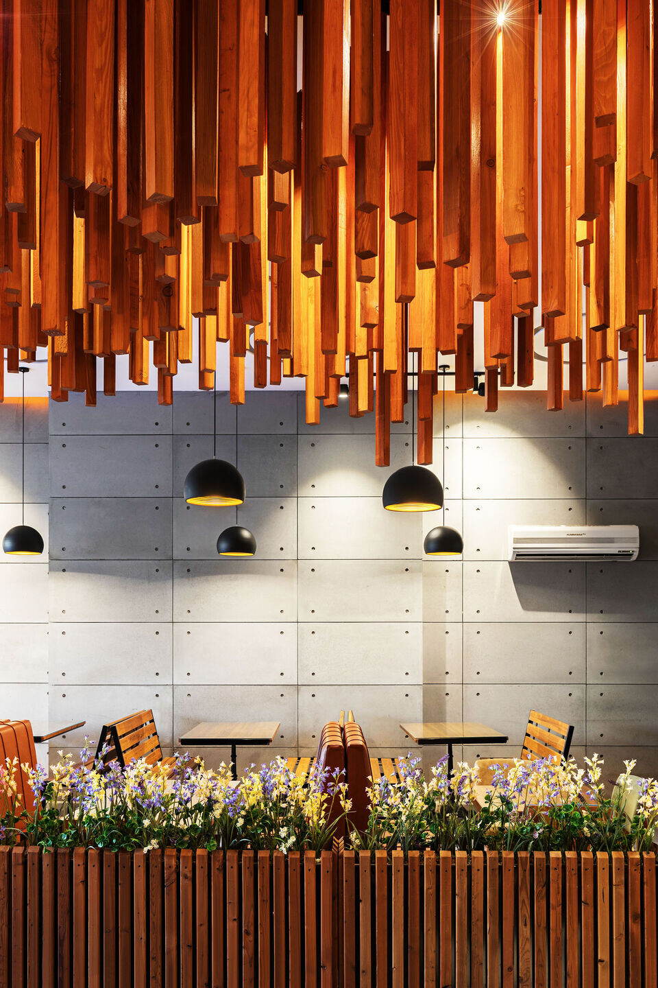 伊朗德黑兰 Viana 快餐店——温暖休闲的用餐空间-30