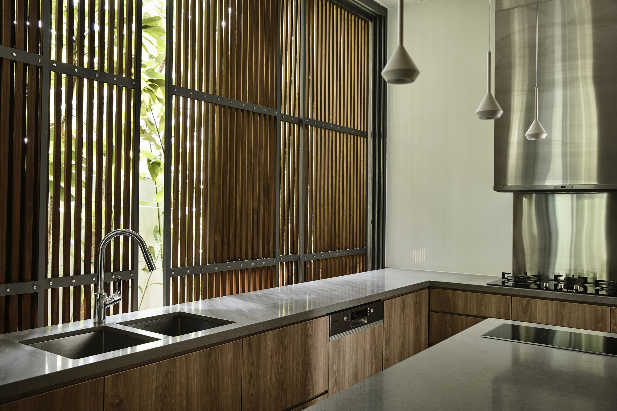 绿意盎然的自然共生别墅-20