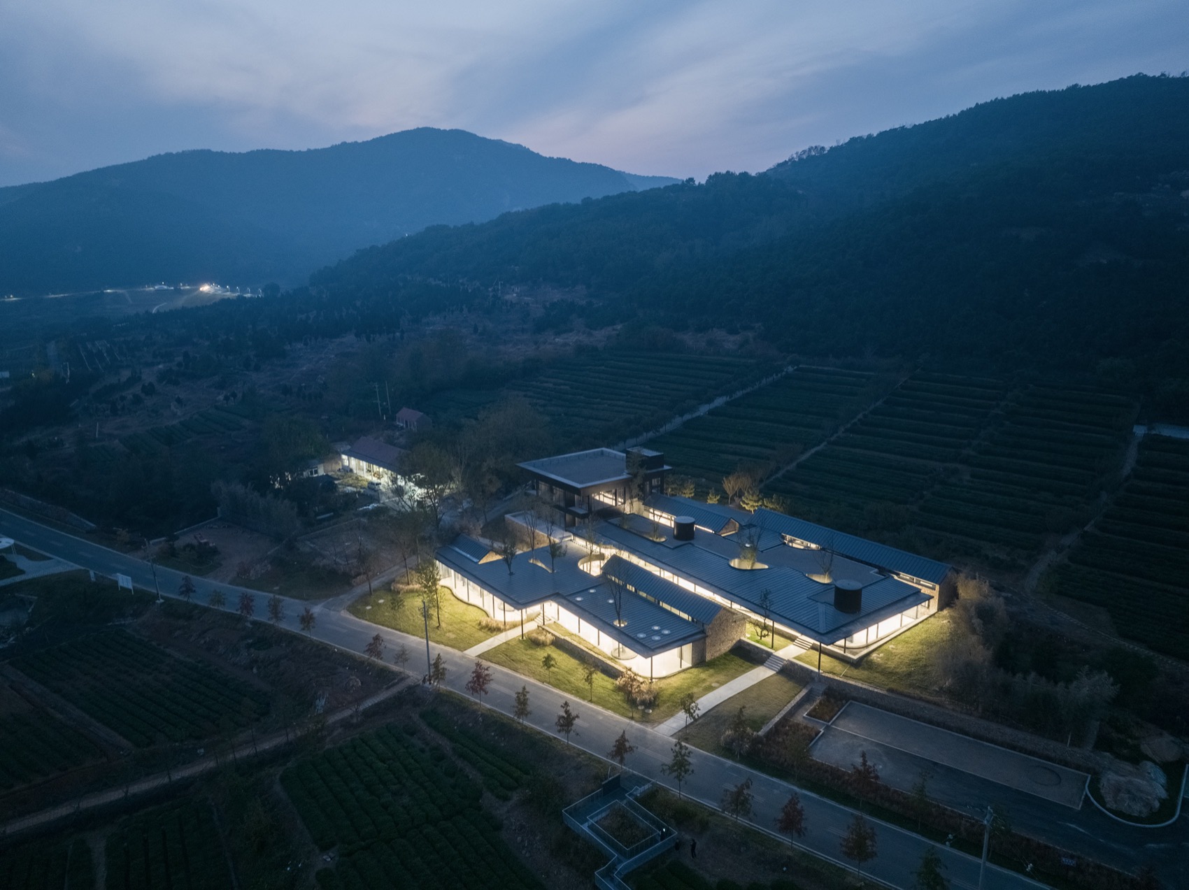 日照朝元山茶乡会客厅丨中国日照丨孔祥伟工作室-7