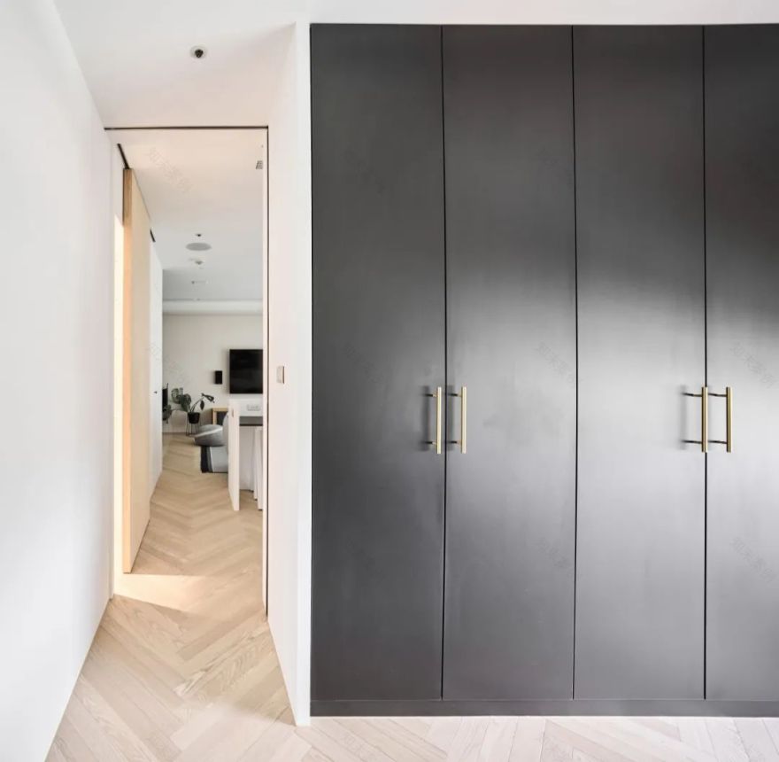 现代黑白灰搭配的北欧风住宅丨工作室-84