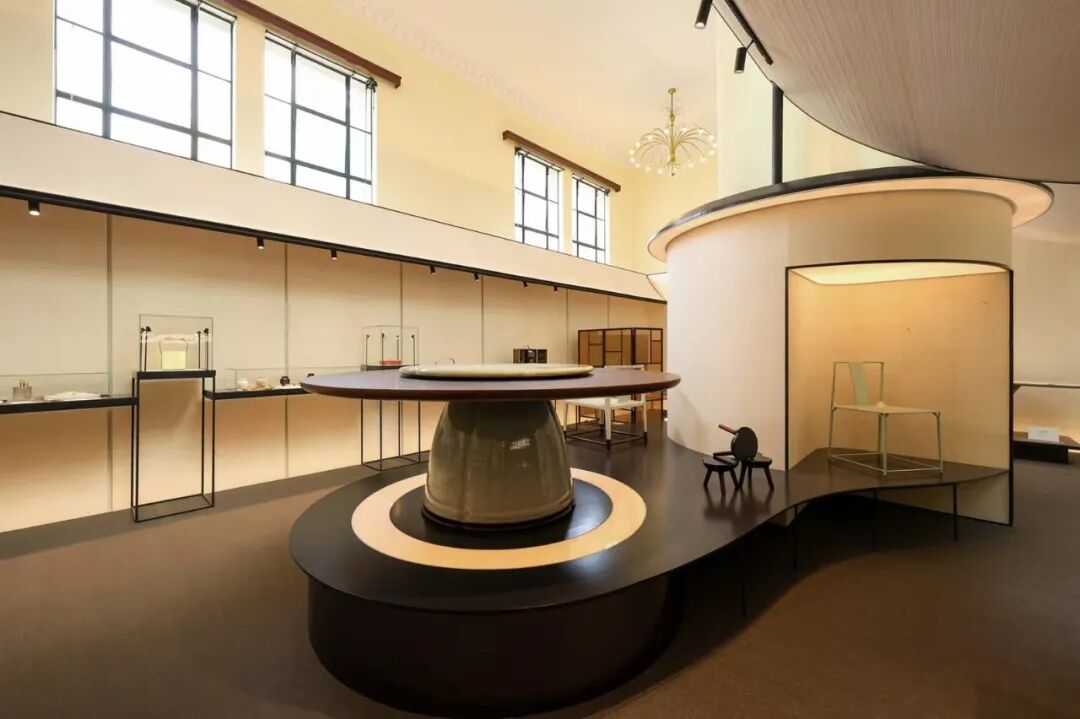 上海「上下」展厅丨中国上海丨朱周空间设计-4