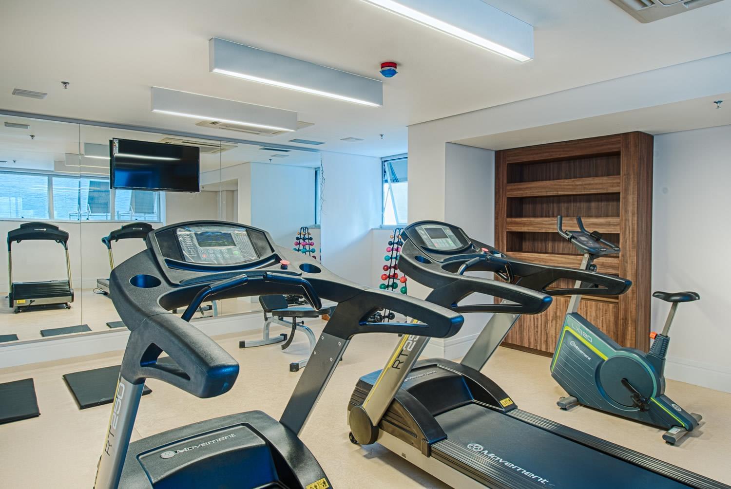 巴西 Hotel Holiday Inn | 现代设计与舒适体验的完美结合-11