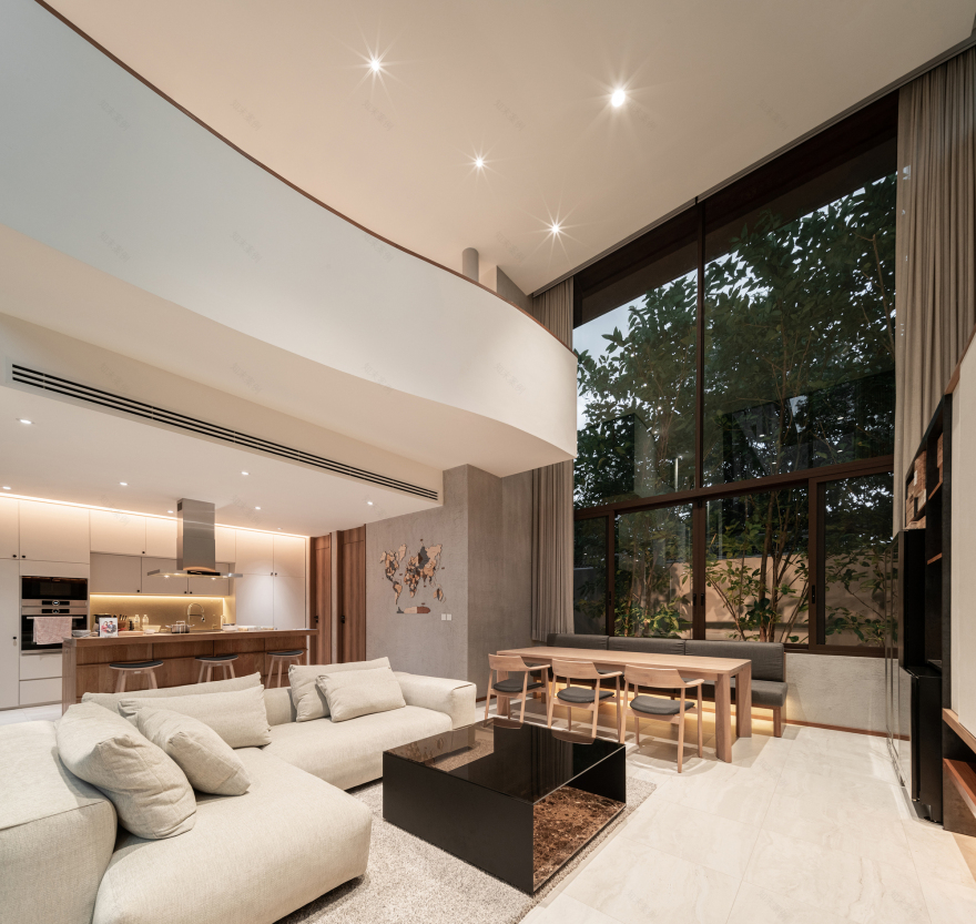 FN 大楼(FN可能是某个特定名称、机构或品牌等的缩写,若你能提供更多关于FN的背景信息,翻译会更精准)丨泰国曼谷丨Anonym-23