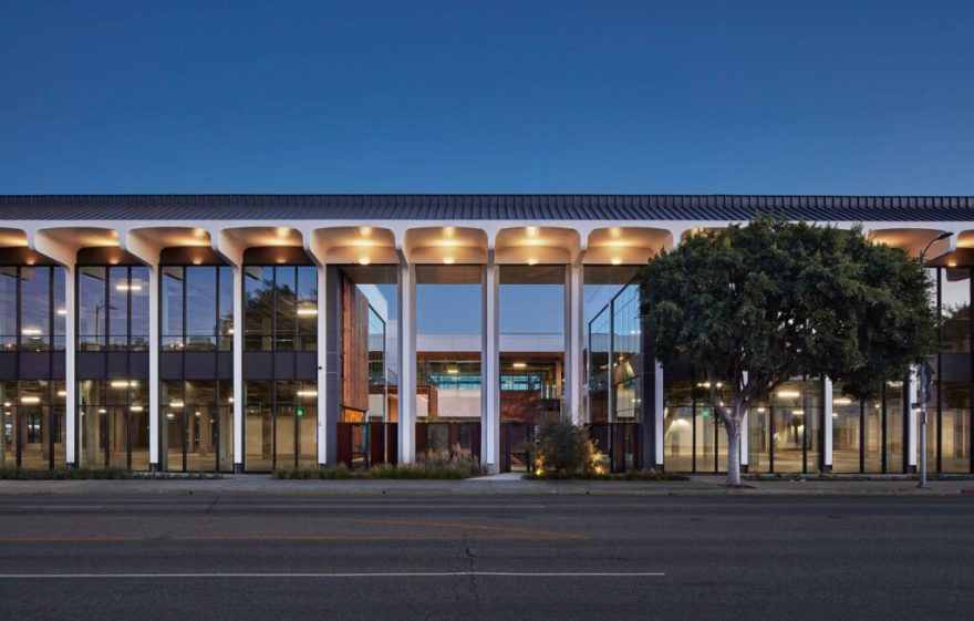 "HLW 重塑洛杉矶西区,空中庭院成为新焦点"-4