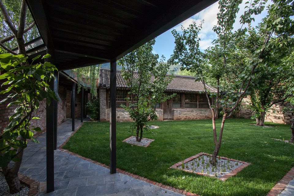 长城脚下杏花飘香的度假屋-7