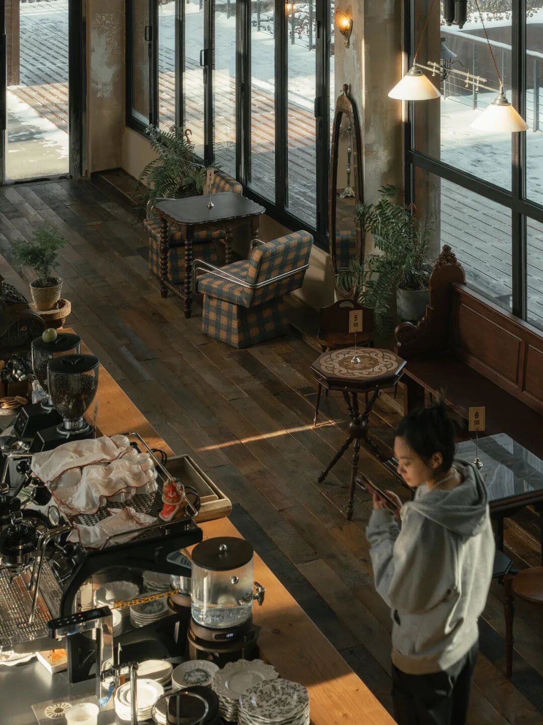 黑松果coffee& pizza丨中国长春丨杨光空间设计工作室-17