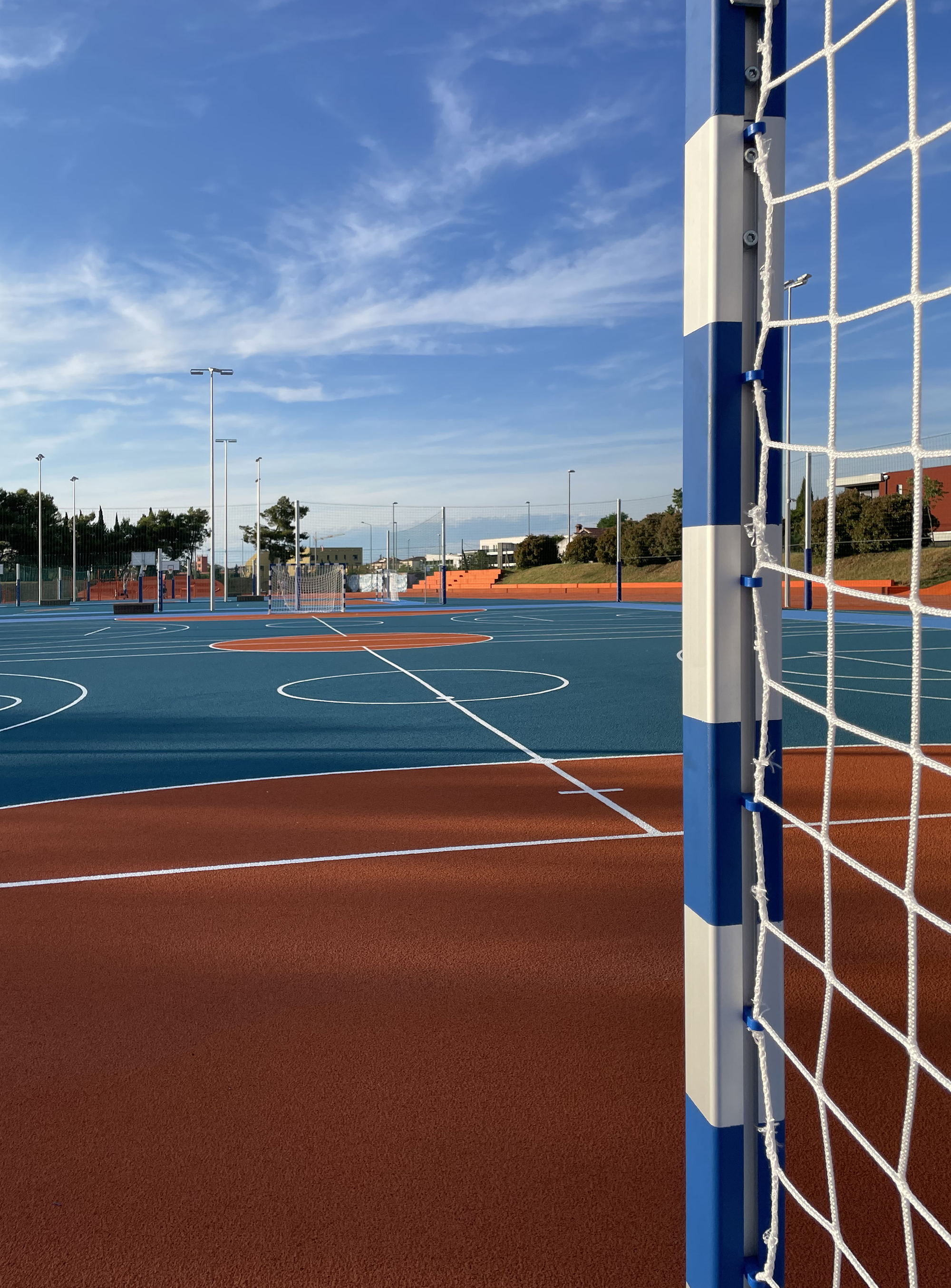 Sports Field of Elementary School Marija i Lina / Studio MAU d.o.o.-34