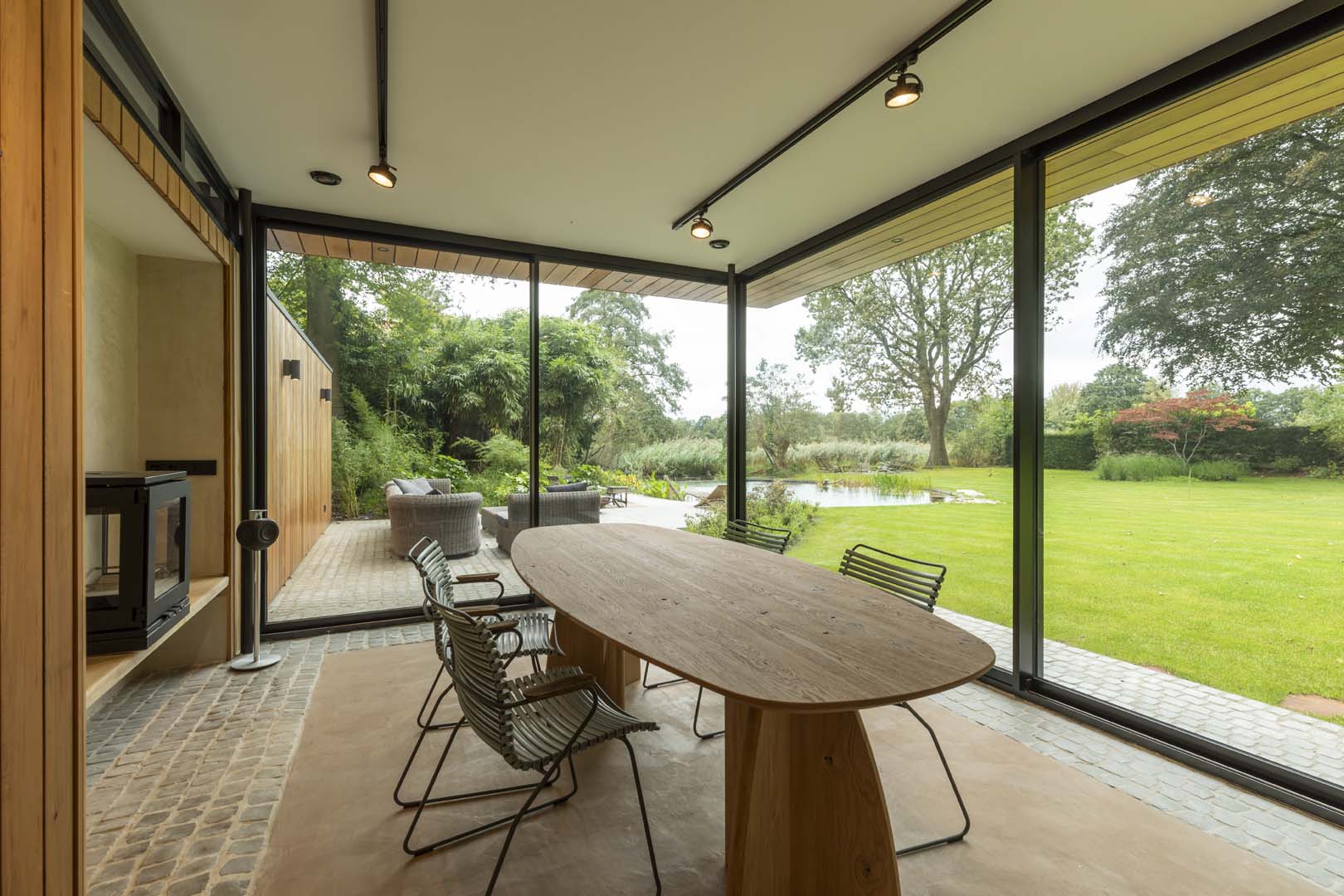 布瑟姆的新建木制花园小屋丨VOCUS-5