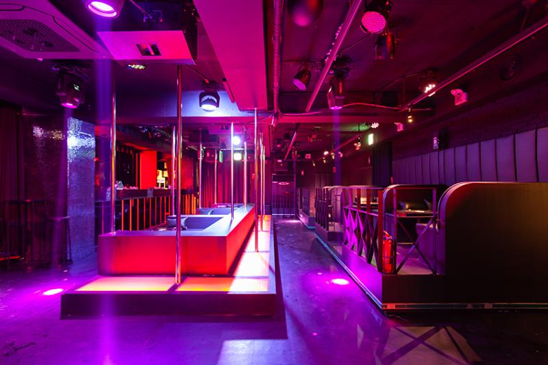 首尔 85 平豪华俱乐部设计，演绎光影盛宴-2