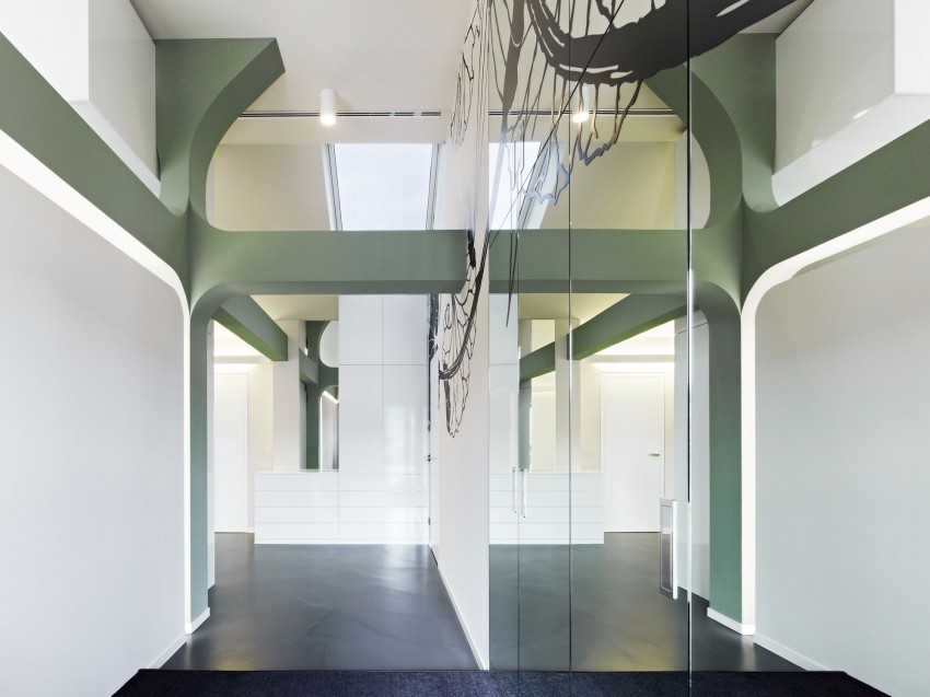 Ippolito Fleitz Group 阁楼设计：梁与柱子的乐趣-6